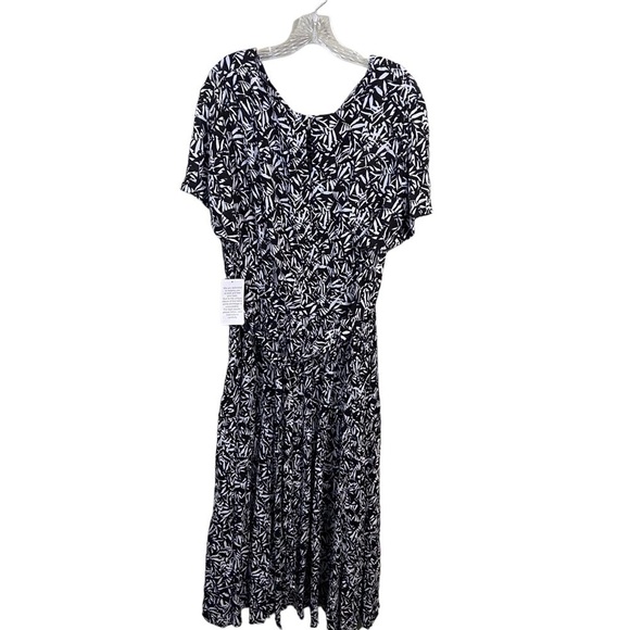 WOMEN WITHIN SZ 18 PRINTED TIE WAIST MAXI DRESS - Picture 2 of 7